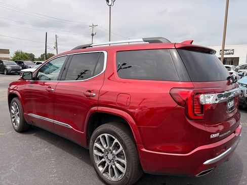 Used 2021 GMC Acadia Denali w/ Denali Technology Package FWD image 5