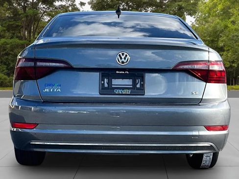 Used 2021 Volkswagen Jetta SE FWD image 4