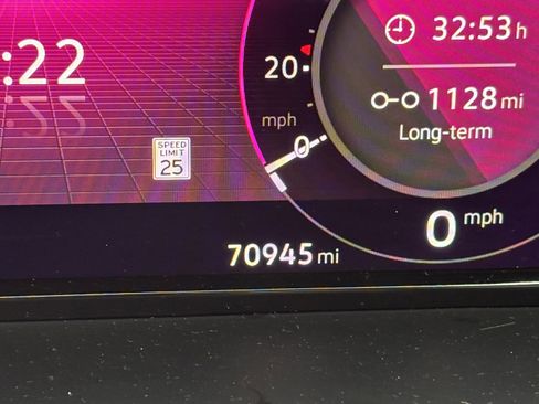 Used 2024 Volkswagen Atlas SEL Premium R-Line image 20