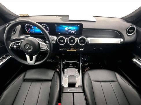 Certified 2022 Mercedes-Benz GLB 250 image 14