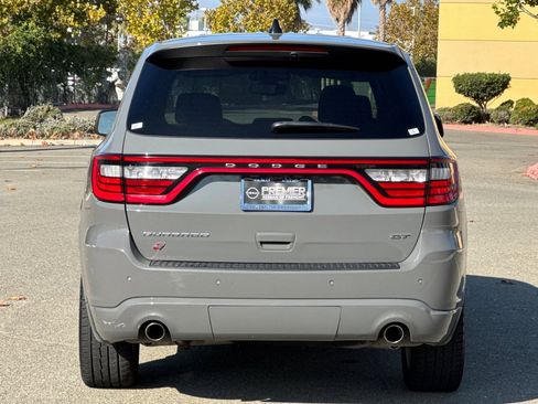 Used 2023 Dodge Durango GT image 5