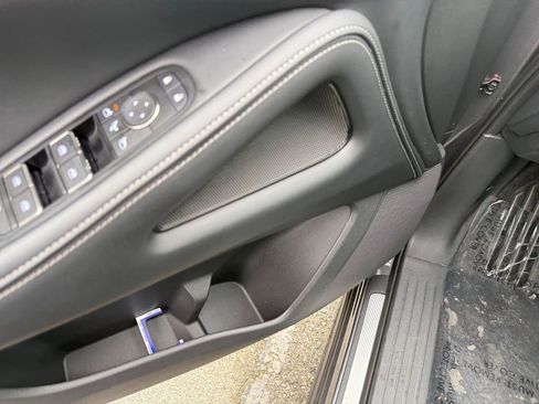 Used 2025 INFINITI QX60 Pure image 14