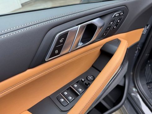 New 2026 BMW X6 xDrive40i image 11