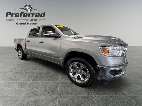 Used 2022 RAM 1500 Big Horn AWD/4WD image 8