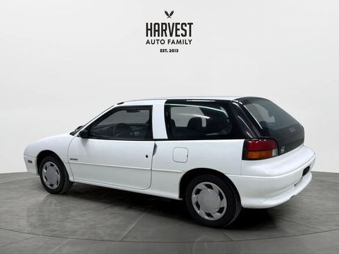Used 1992 Geo Storm Hatchback FWD image 3