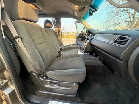 Used 2008 Chevrolet Tahoe LS image 15