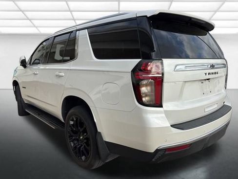 Used 2022 Chevrolet Tahoe LT w/ Luxury Package image 4