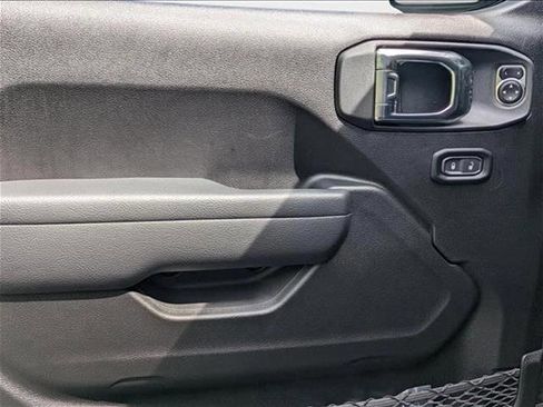 New 2025 Jeep Gladiator Willys image 16