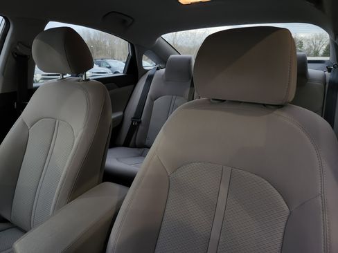 Used 2018 Hyundai Sonata SE image 18