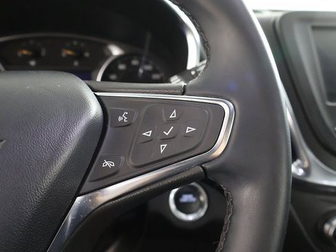 Used 2024 Chevrolet Equinox LT image 42