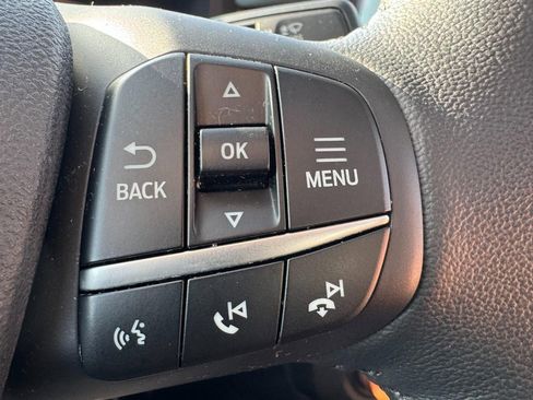 Used 2022 Ford Maverick Lariat w/ Lariat Luxury Package image 18