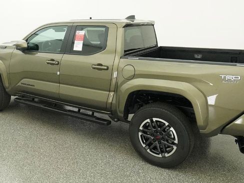 New 2026 Toyota Tacoma TRD Sport image 19