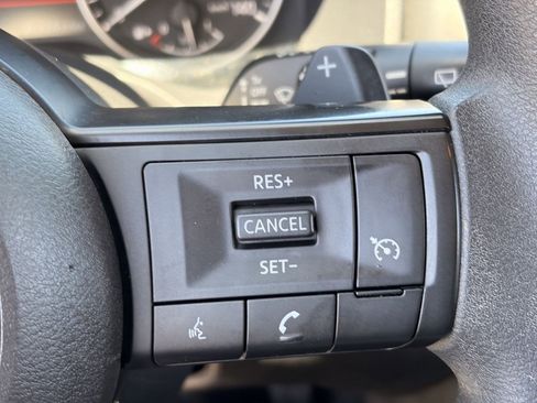 Used 2021 Nissan Rogue S FWD image 24