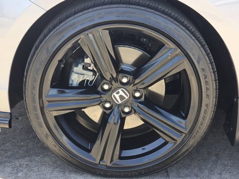 Used 2023 Honda Accord Sport image 16
