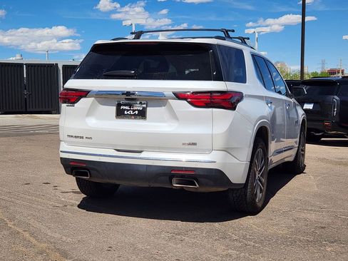 Used 2023 Chevrolet Traverse High Country w/ LPO, Floor Liner Package AWD/4WD image 5