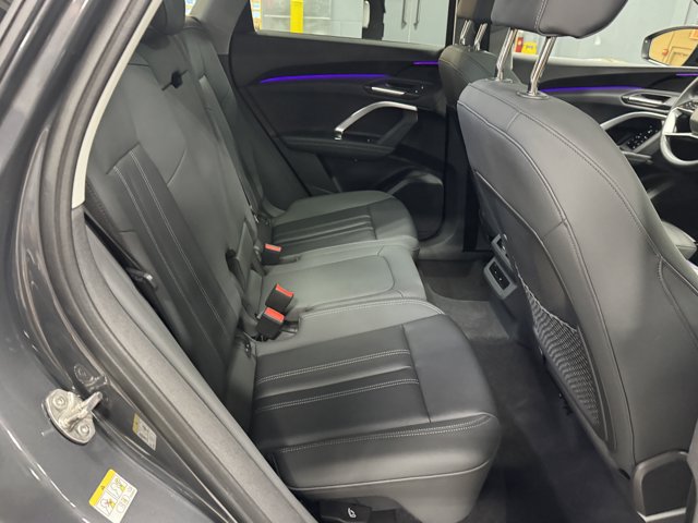 Used 2025 Audi Q5 Premium w/ Convenience Package AWD/4WD image 34