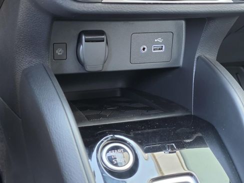 New 2025 Nissan Versa SV w/ Trunk Package image 16