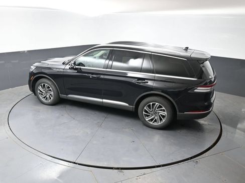 Used 2023 Lincoln Aviator AWD image 53