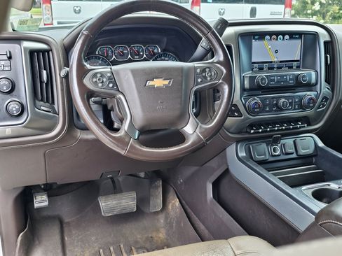 Used 2019 Chevrolet Silverado 2500 LTZ w/ Duramax Plus Package AWD/4WD image 33