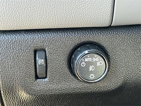 Used 2019 Chevrolet Colorado LT w/ LT Convenience Package image 26