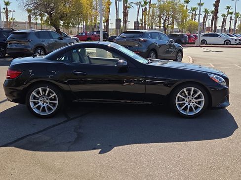 Used 2019 Mercedes-Benz SLC 300 image 6
