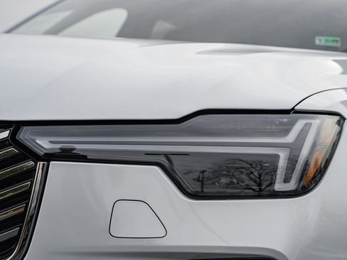 Used 2025 Volvo XC90 T8 Plus w/ Protection Package Premier image 13