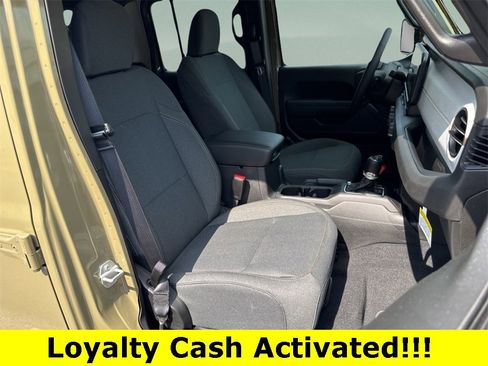 New 2025 Jeep Gladiator Sport image 36