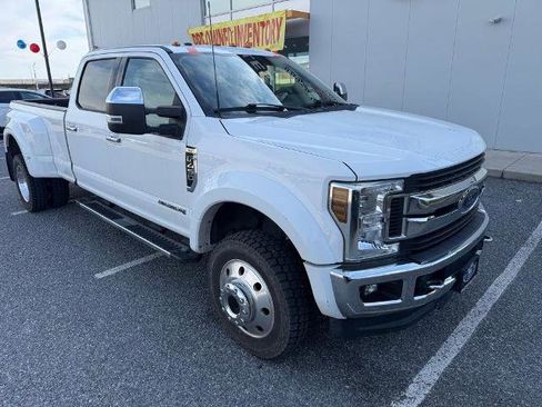 Certified 2019 Ford F450 XLT w/ XLT Premium Package AWD/4WD image 2