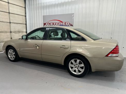 Used 2005 Mercury Montego Luxury image 7