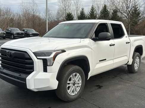 New 2026 Toyota Tundra SR5 image 2