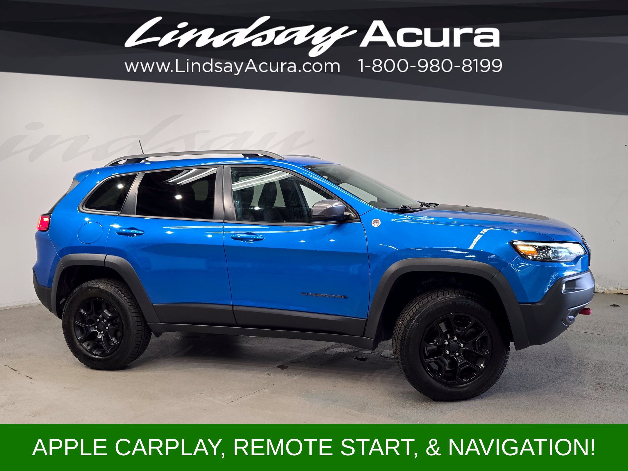 Used 2019 Jeep Cherokee Trailhawk w/ Cold Weather Group AWD/4WD image 3