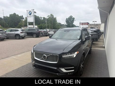 Used 2022 Volvo XC90 T6 Inscription w/ Lounge Package AWD/4WD image 3