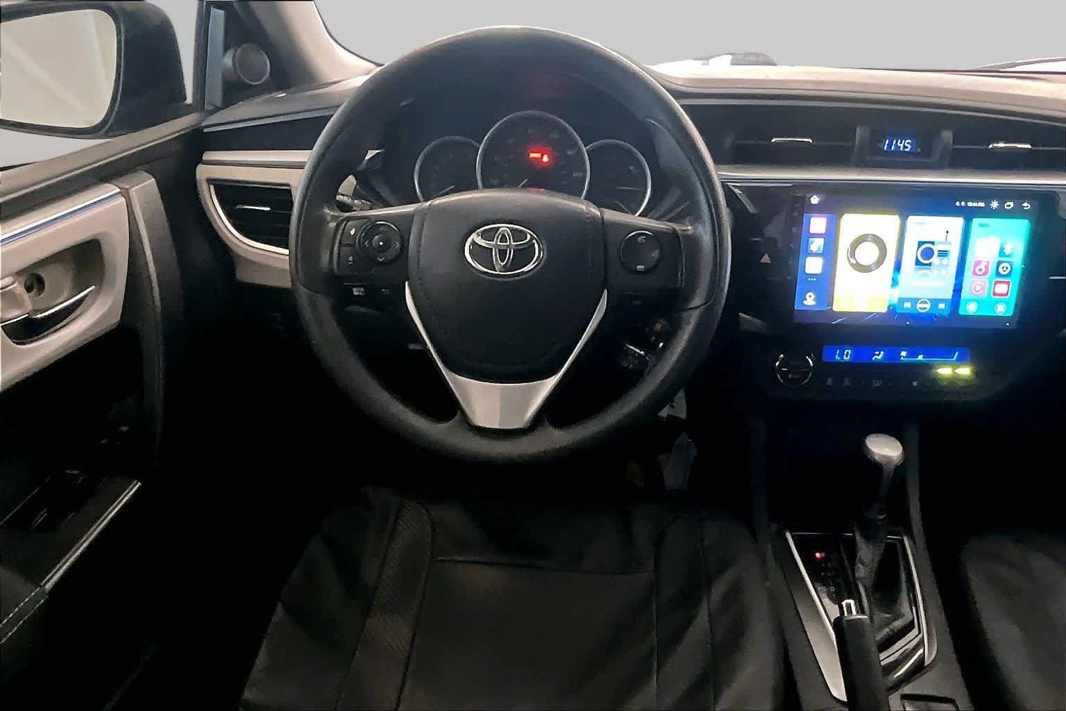 Used 2016 Toyota Corolla LE FWD image 5