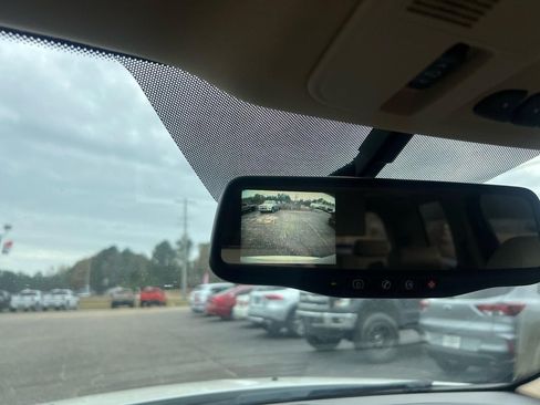 Used 2011 GMC Acadia SLT image 20