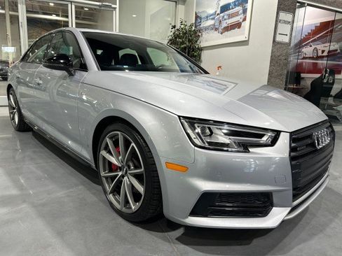 Used 2018 Audi A4 2.0T Premium Plus w/ Premium Plus Package AWD/4WD image 11