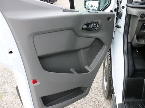 New 2026 Ford Transit 250 148 Medium Roof Extended AWD image 11