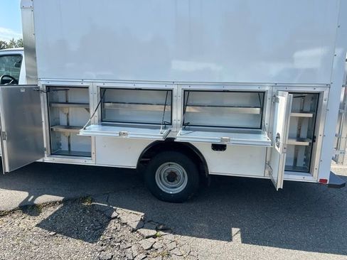 New 2026 Ford E-350 and Econoline 350 Super Duty w/ Power Equipment Group RWD image 9