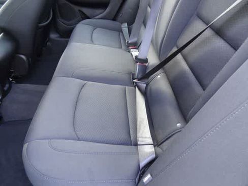 Used 2021 Chevrolet Malibu RS FWD image 8