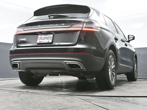 Used 2023 Lincoln Nautilus FWD image 57