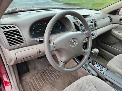 Used 2002 Toyota Camry LE image 11