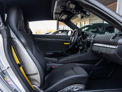 Certified 2025 Porsche 718 Boxster Spyder RS image 48