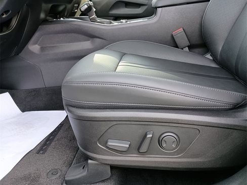 New 2026 Kia Sorento S w/ S Panoramic Sunroof Package image 18