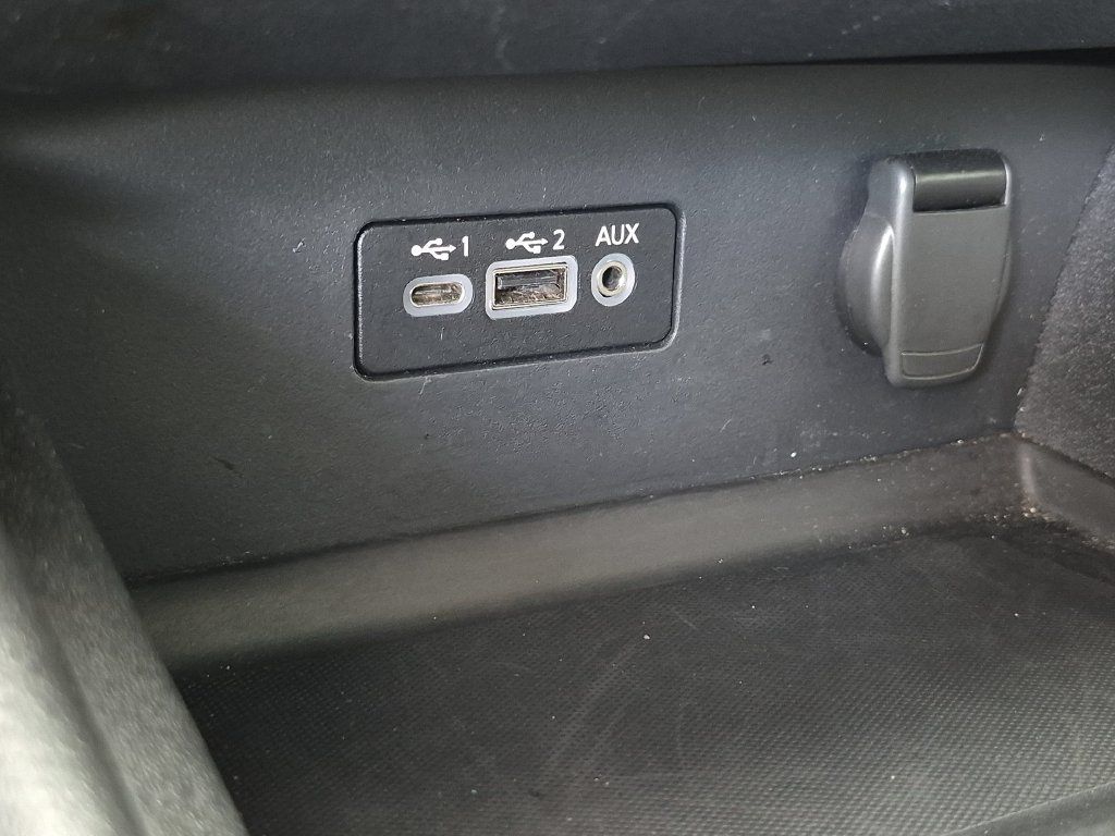 Certified 2025 Nissan Altima 2.5 SV FWD image 31