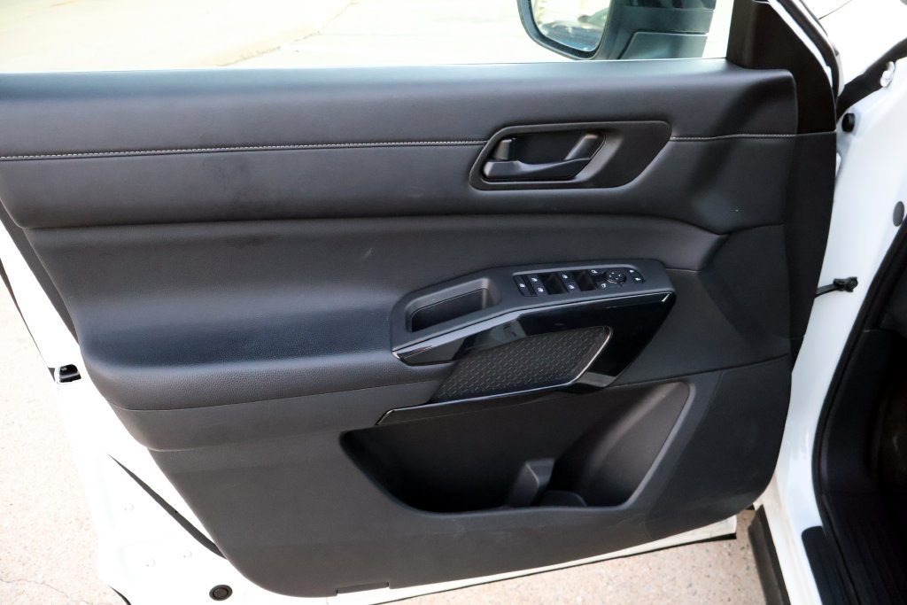 Certified 2024 Nissan Pathfinder S AWD/4WD image 17
