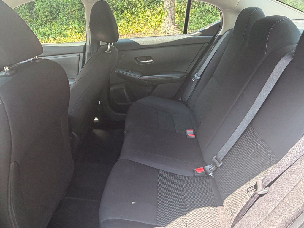Used 2022 Nissan Sentra S FWD image 27