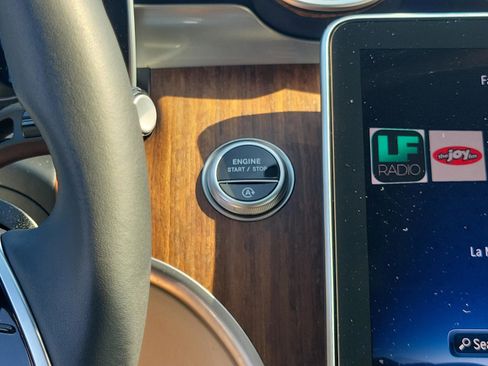 Certified 2025 Mercedes-Benz C 300 Sedan image 24