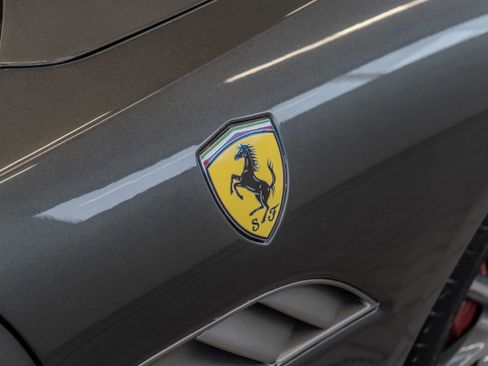 Used 2013 Ferrari California image 34