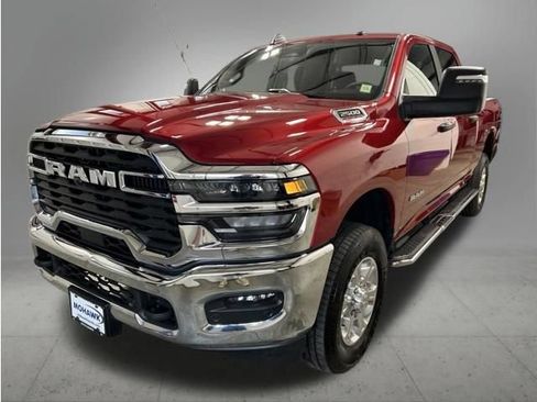 Used 2026 RAM 2500 Big Horn AWD/4WD image 1