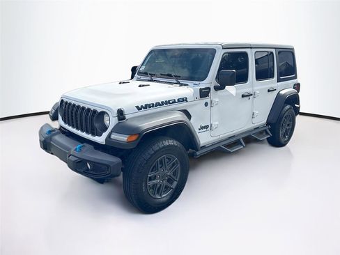 Used 2024 Jeep Wrangler Sport S w/ Convenience Group image 3
