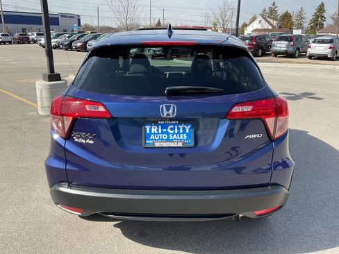 Used 2016 Honda HR-V EX image 6